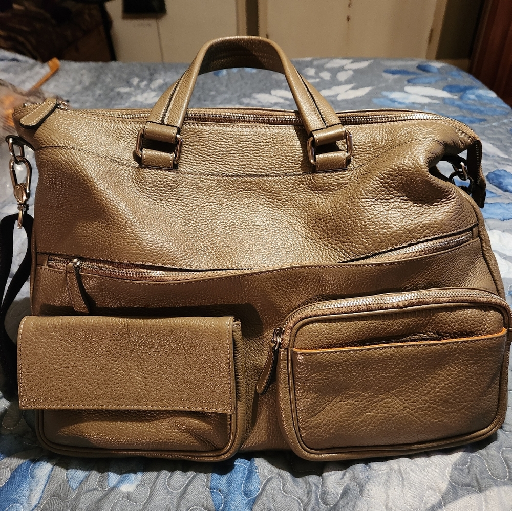 Brown Leather Messenger Bag with Structured Design W- 17 L-14 1/2...